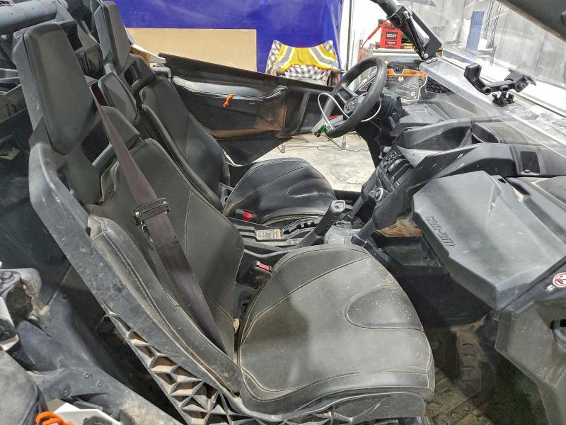 CAN-AM MAVERICK X 2020