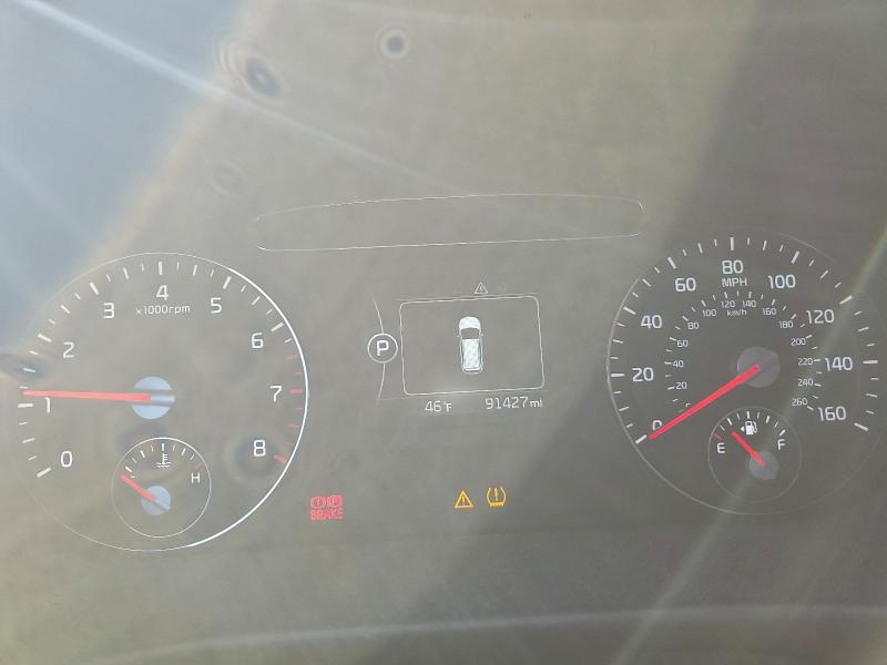 Фото 9 - KIA SORENTO