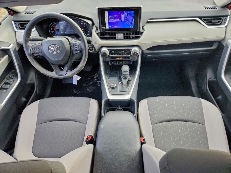 Фото 8 - TOYOTA RAV4