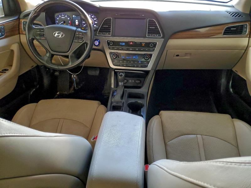 Фото 8 - HYUNDAI SONATA