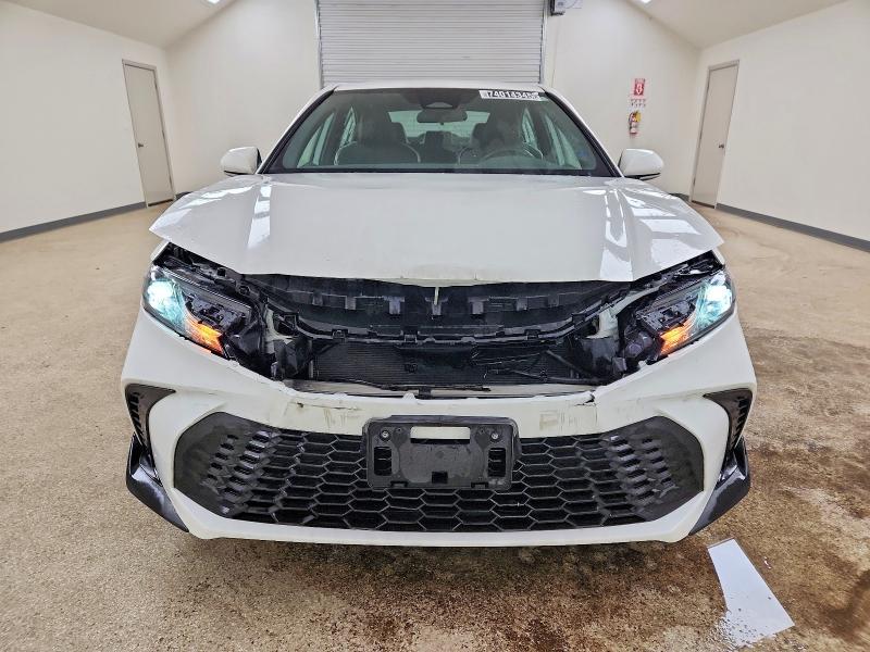 Фото 5 - TOYOTA CAMRY