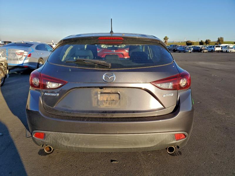 Фото 6 - MAZDA 3