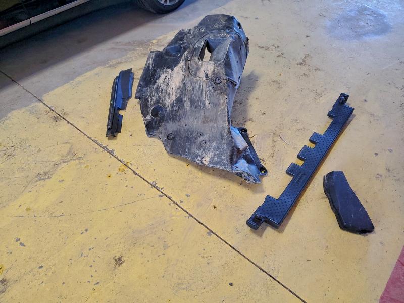 Фото 12 - TOYOTA CAMRY