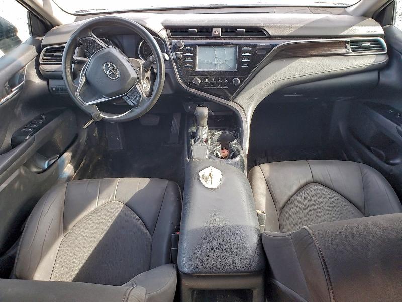 Фото 8 - TOYOTA CAMRY