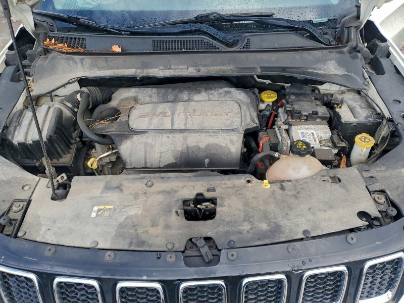 Фото 12 - JEEP COMPASS