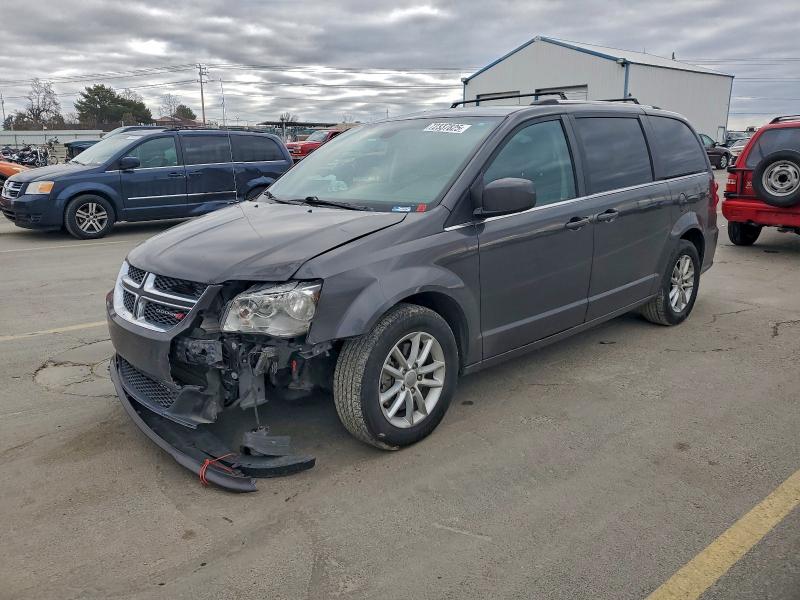 Фото 1 - DODGE CARAVAN
