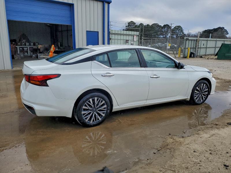 Фото 3 - NISSAN ALTIMA