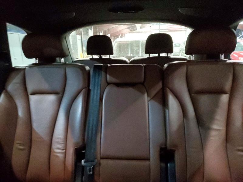 Фото 10 - AUDI Q7