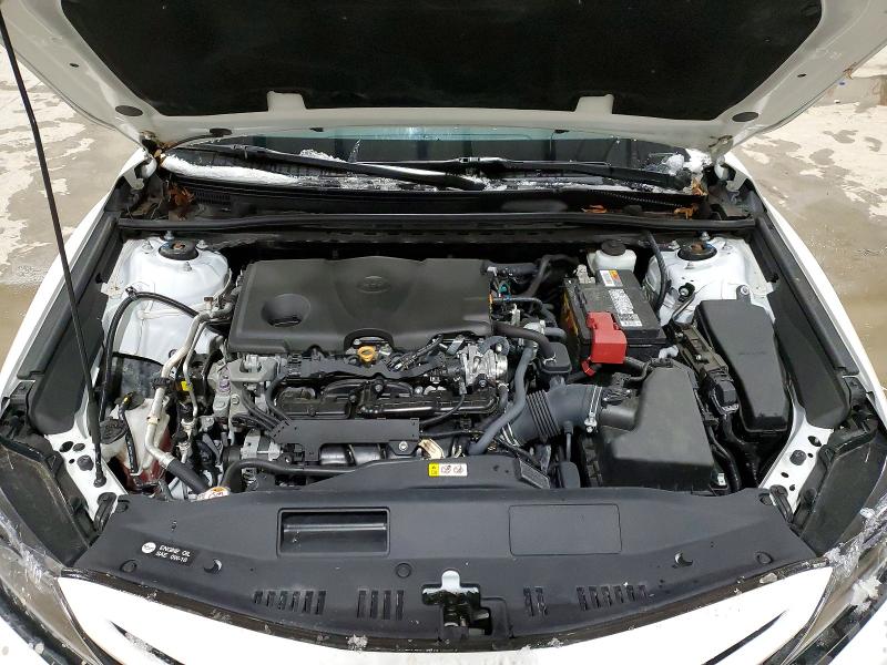 Фото 11 - TOYOTA CAMRY