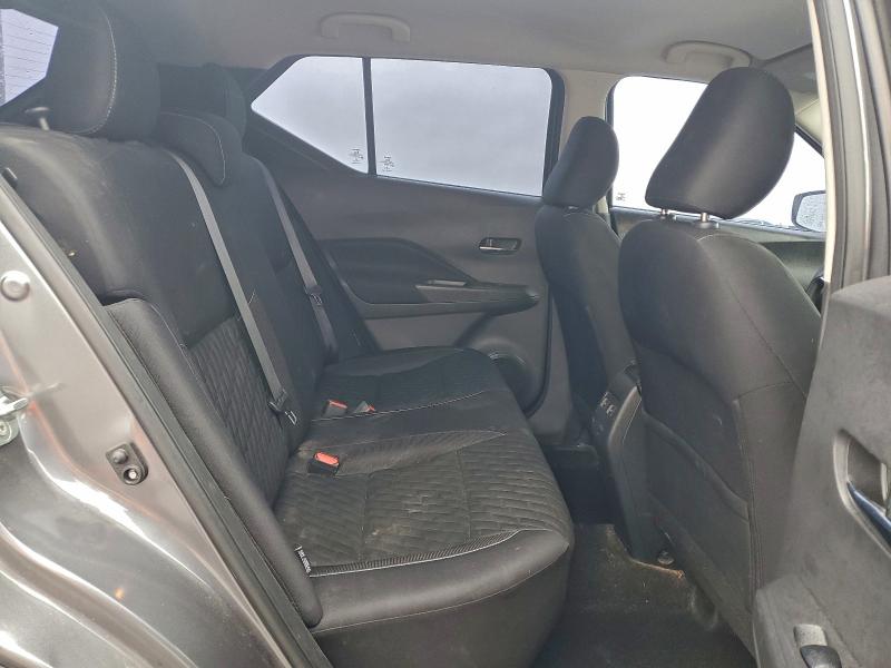 Фото 11 - NISSAN KICKS