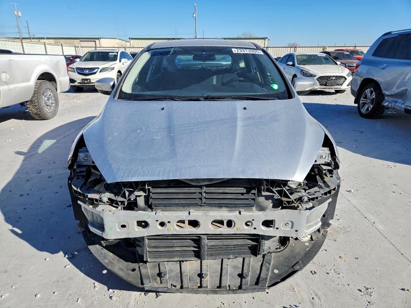 Фото 5 - FORD FOCUS