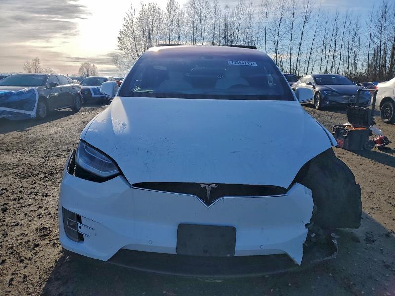Фото 5 - TESLA MODEL X