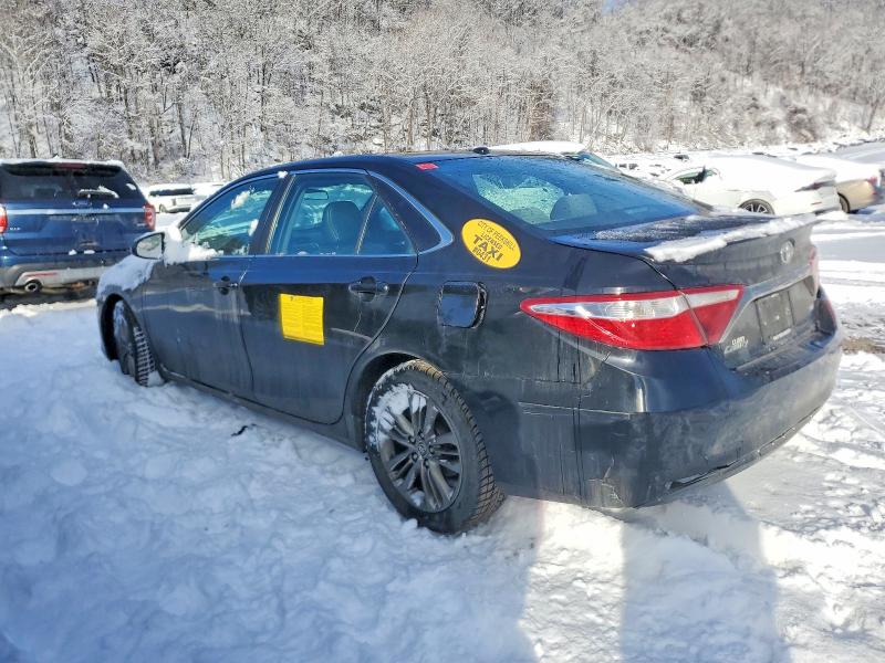 Фото 2 - TOYOTA CAMRY