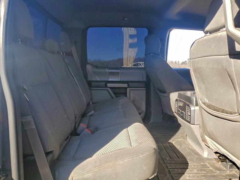 Фото 10 - FORD F-150