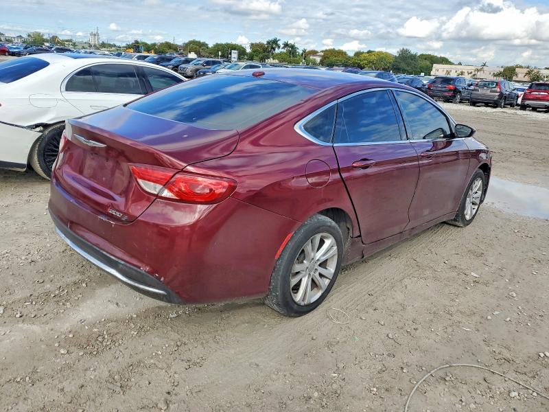 Фото 3 - CHRYSLER 200