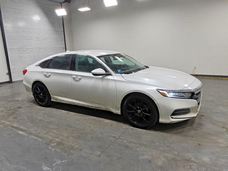 Фото 4 - HONDA ACCORD