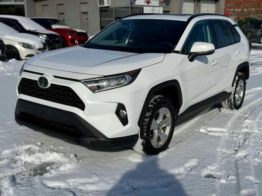 Фото 1 - TOYOTA RAV4