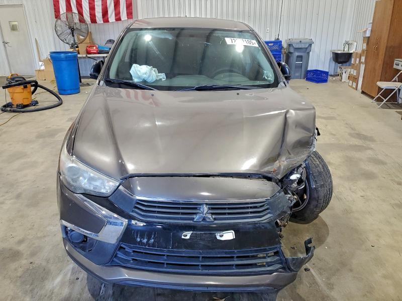 Фото 5 - MITSUBISHI OUTLANDER