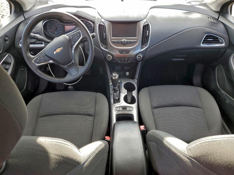 Фото 8 - CHEVROLET CRUZE