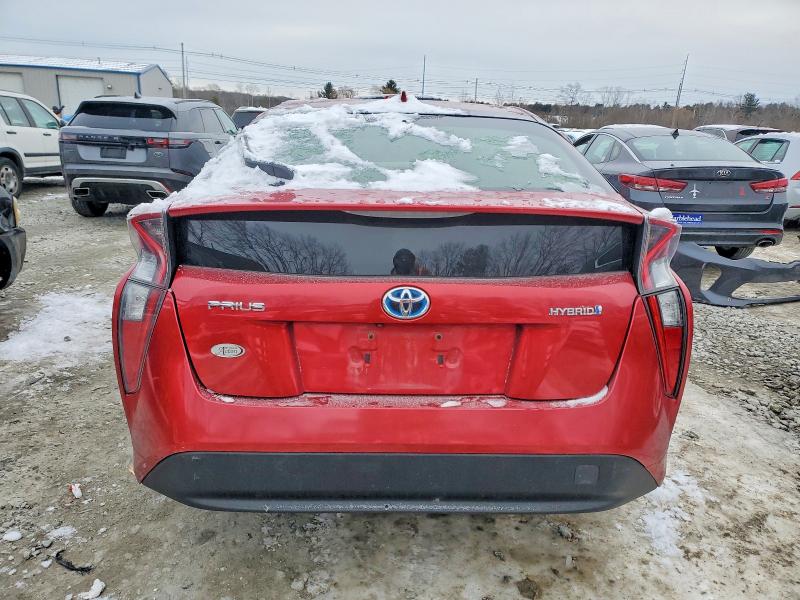 Фото 6 - TOYOTA PRIUS