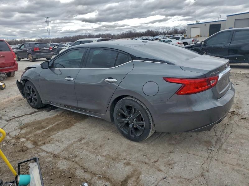 Фото 2 - NISSAN MAXIMA