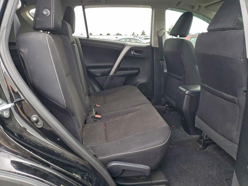 Фото 11 - TOYOTA RAV4