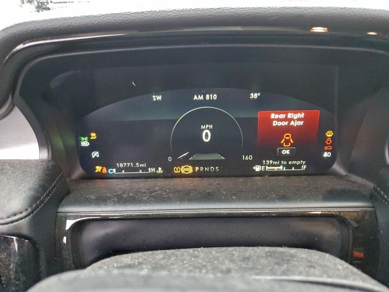 Фото 9 - LINCOLN NAUTILUS