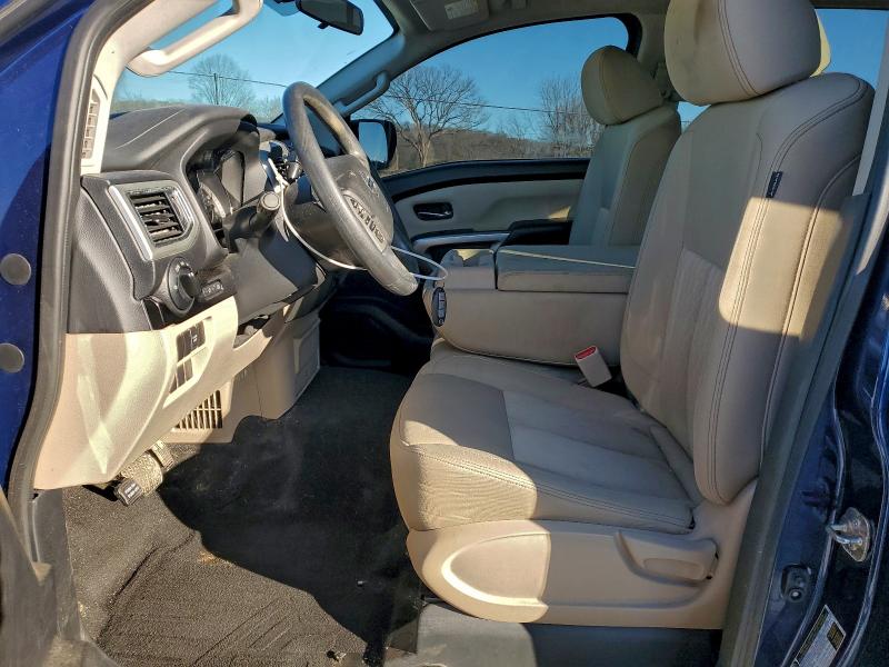 NISSAN TITAN 2018 VIN 1N6AA1EK0JN542203