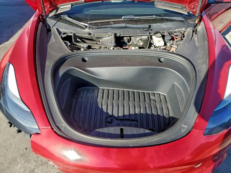 Фото 11 - TESLA MODEL 3