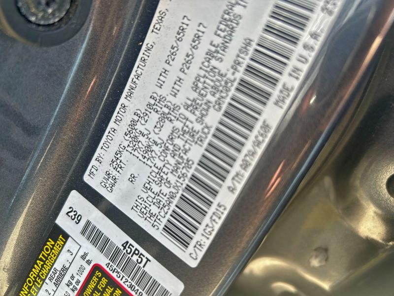 Фото 10 - TOYOTA TACOMA