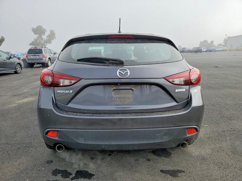 Фото 6 - MAZDA 3