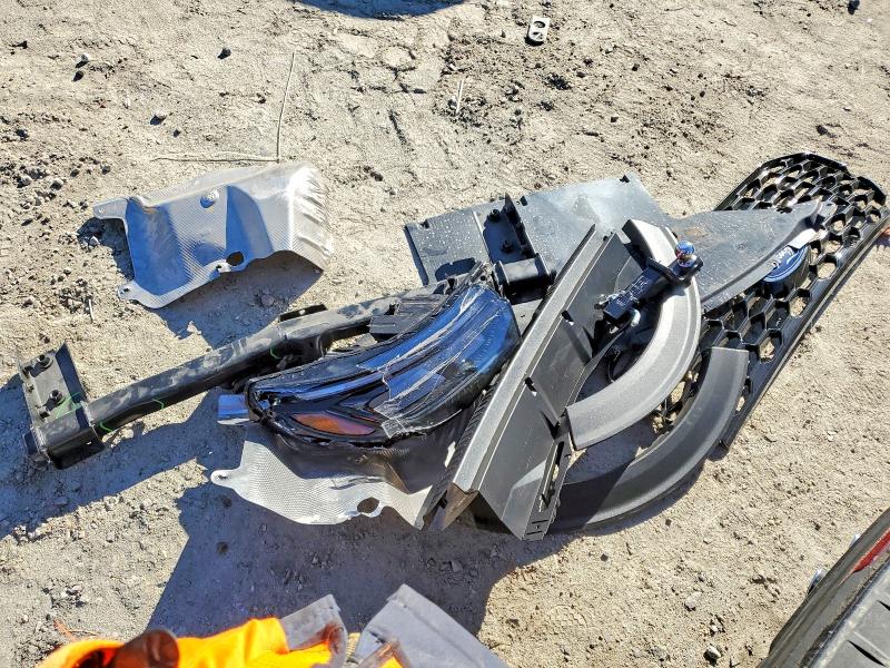 FORD EXPLORER 2025 VIN 1FMWK8GC2SGB75844