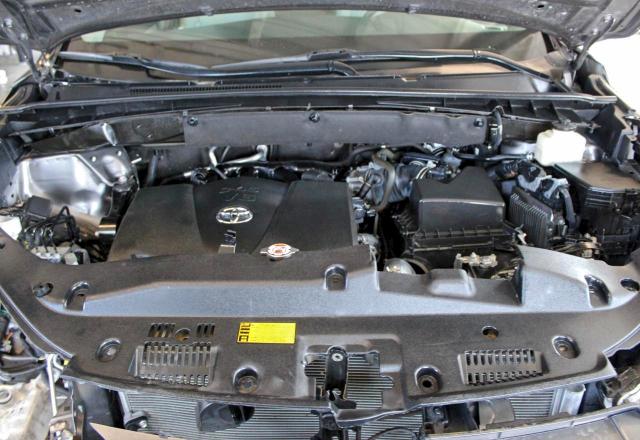 Фото 7 - TOYOTA HIGHLANDER