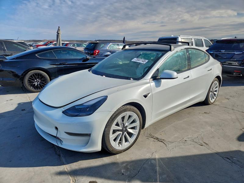 Фото 1 - TESLA MODEL 3