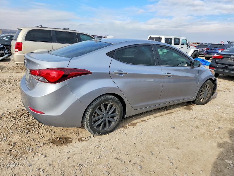 Фото 3 - HYUNDAI ELANTRA