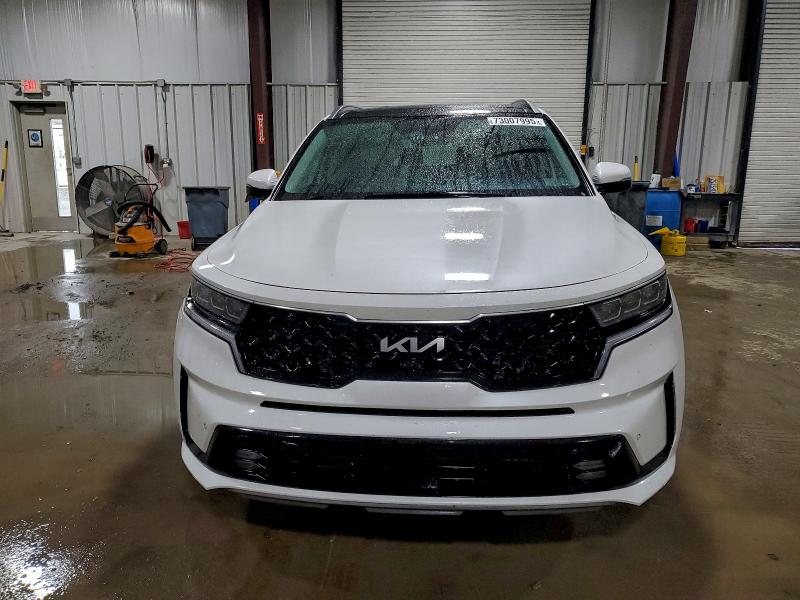 Фото 5 - KIA SORENTO