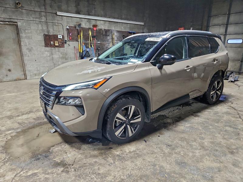 Фото 1 - NISSAN ROGUE