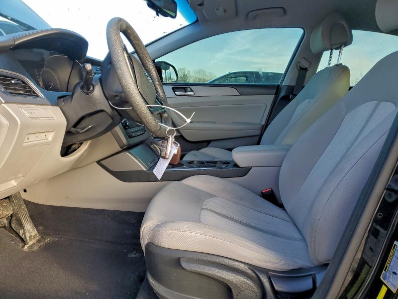 Фото 7 - HYUNDAI SONATA