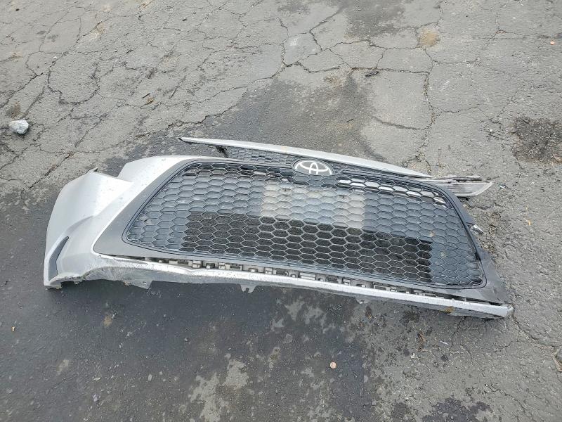 Фото 12 - TOYOTA COROLLA