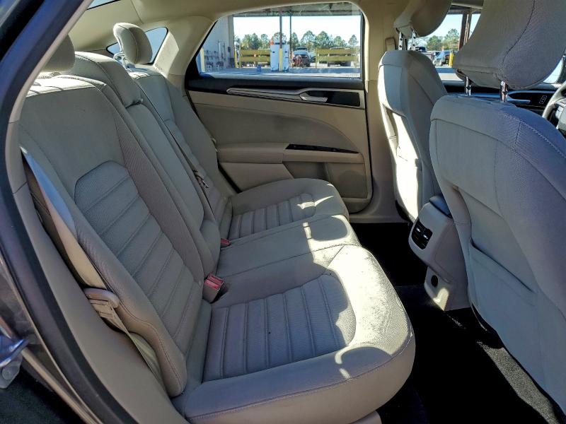 Фото 10 - FORD FUSION