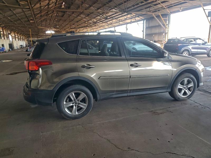 Фото 3 - TOYOTA RAV4