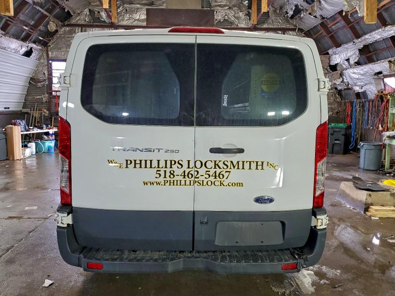 Фото 6 - FORD TRANSIT