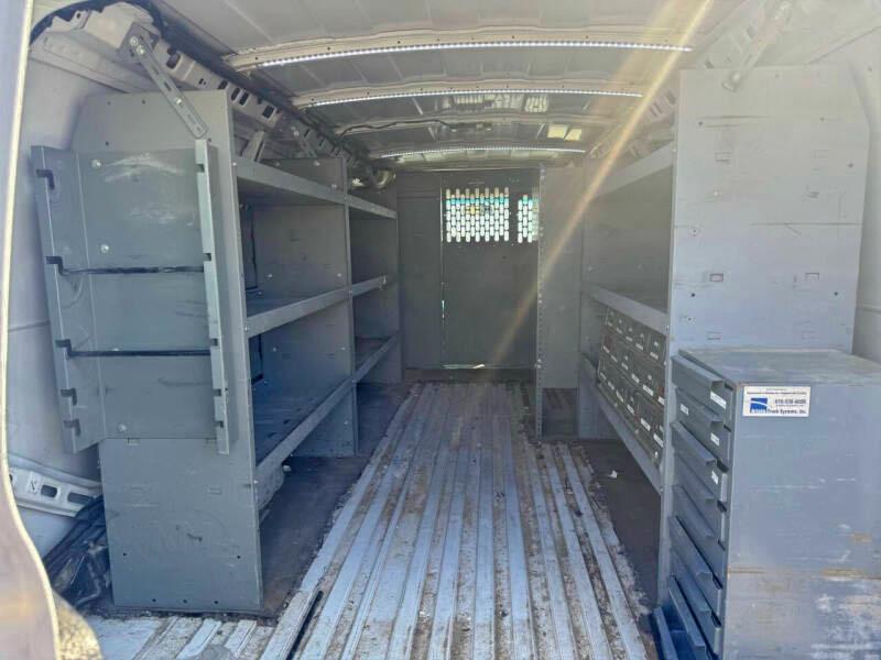 Фото 6 - CHEVROLET EXPRESS