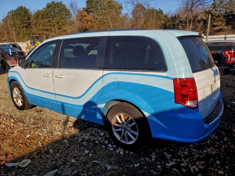 Фото 2 - DODGE CARAVAN