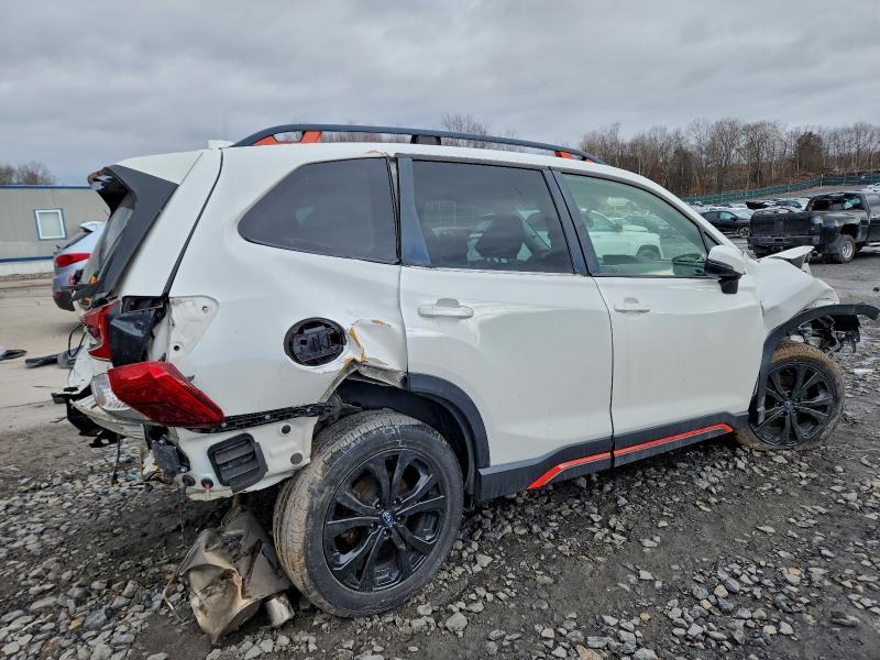 Фото 3 - SUBARU FORESTER