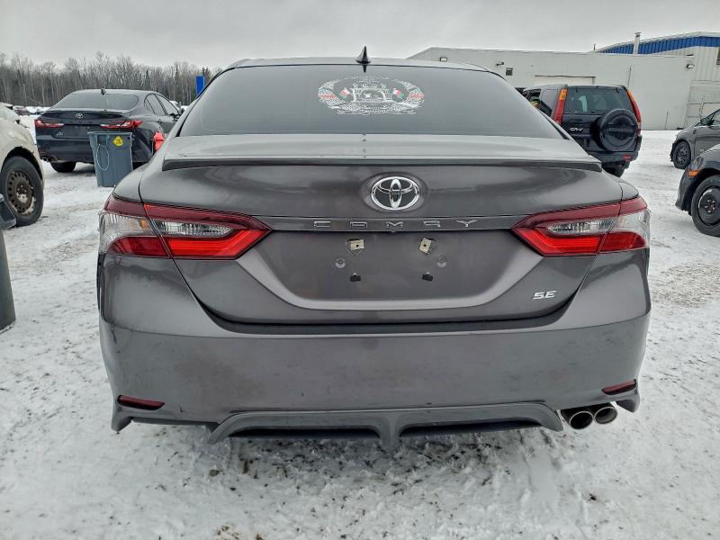 Фото 6 - TOYOTA CAMRY