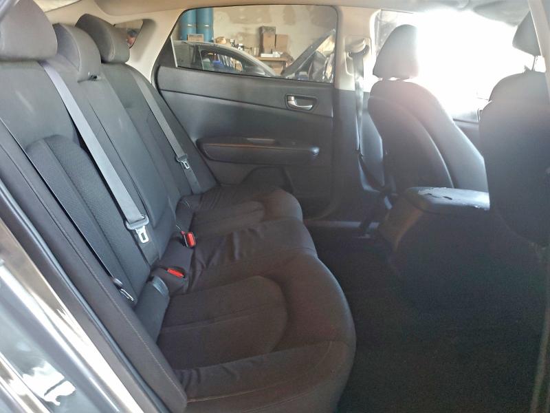 Фото 10 - KIA OPTIMA