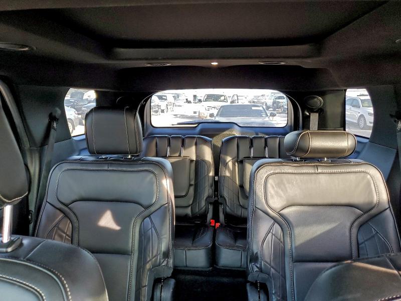 Фото 10 - FORD EXPLORER