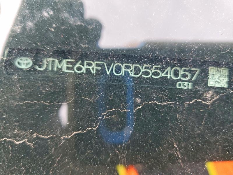 Фото 12 - TOYOTA RAV4