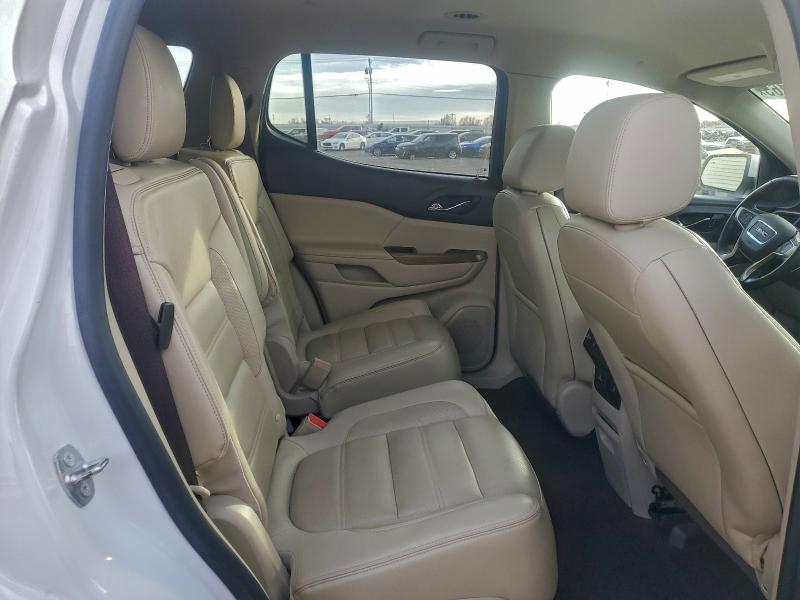 Фото 11 - GMC ACADIA DEN